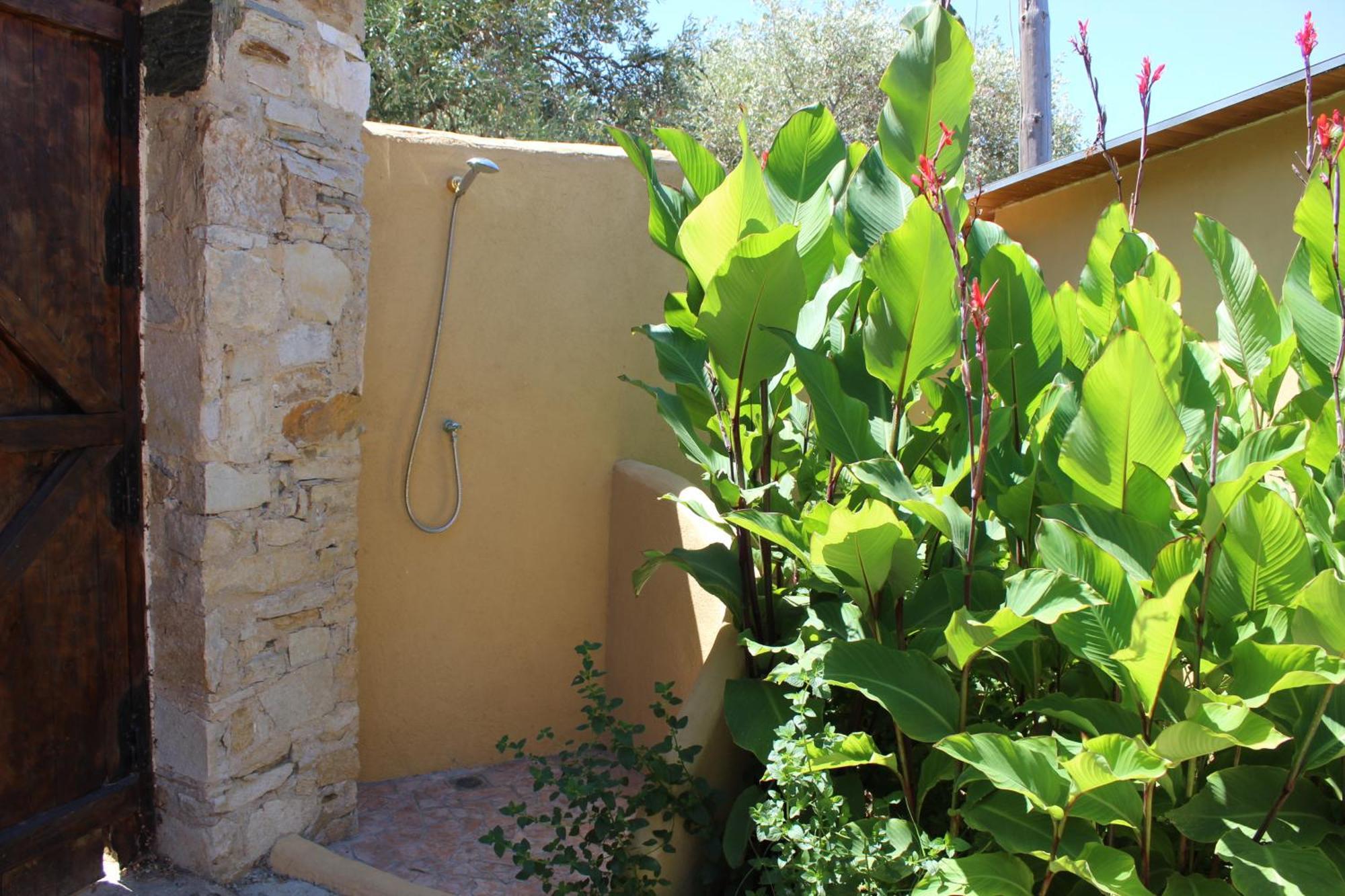 Varias Art House Kallirakhi Exterior photo